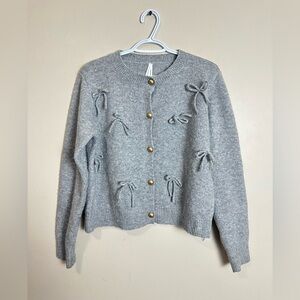 Dreamers Size S Debut Gray Knit Sweater